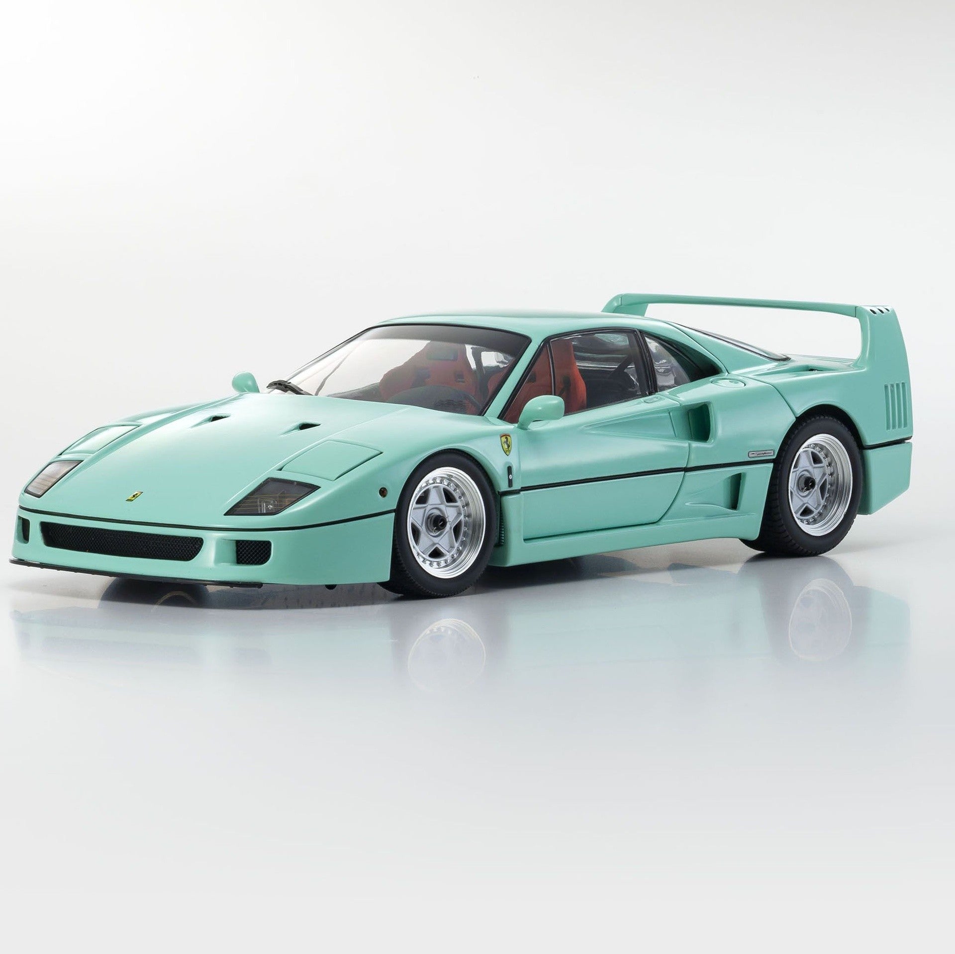 Ferrari F40 1987 Verde Menta 1:18 - 82081