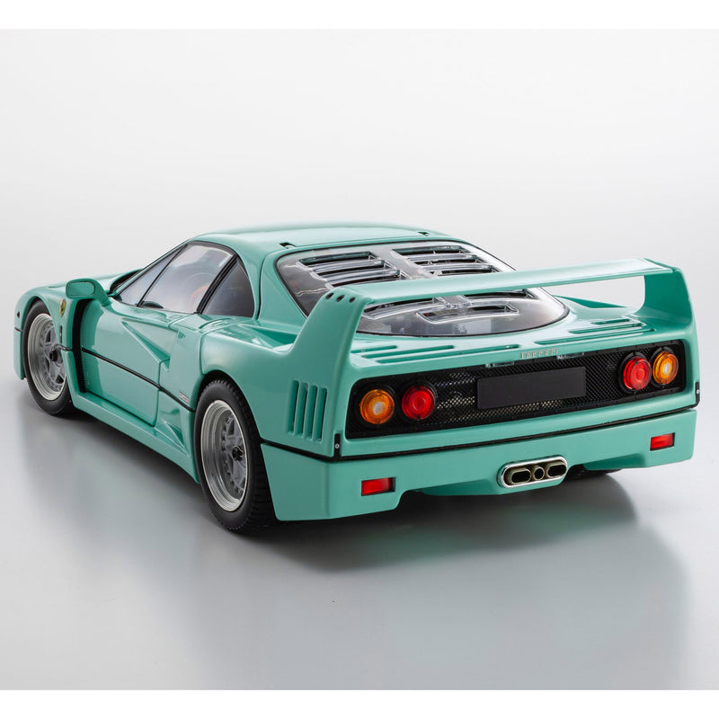 Ferrari F40 1987 Verde Menta 1:18 - 82094