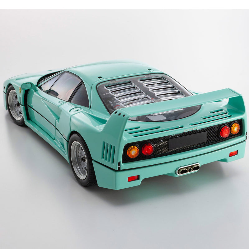 Ferrari F40 1987 Verde Menta 1:18 - 82095