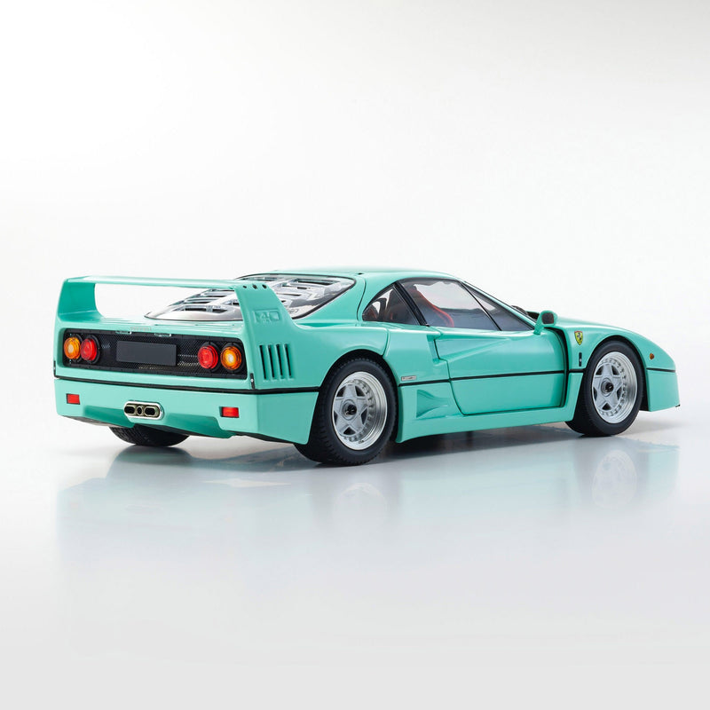 Ferrari F40 1987 Verde Menta 1:18 - 82096