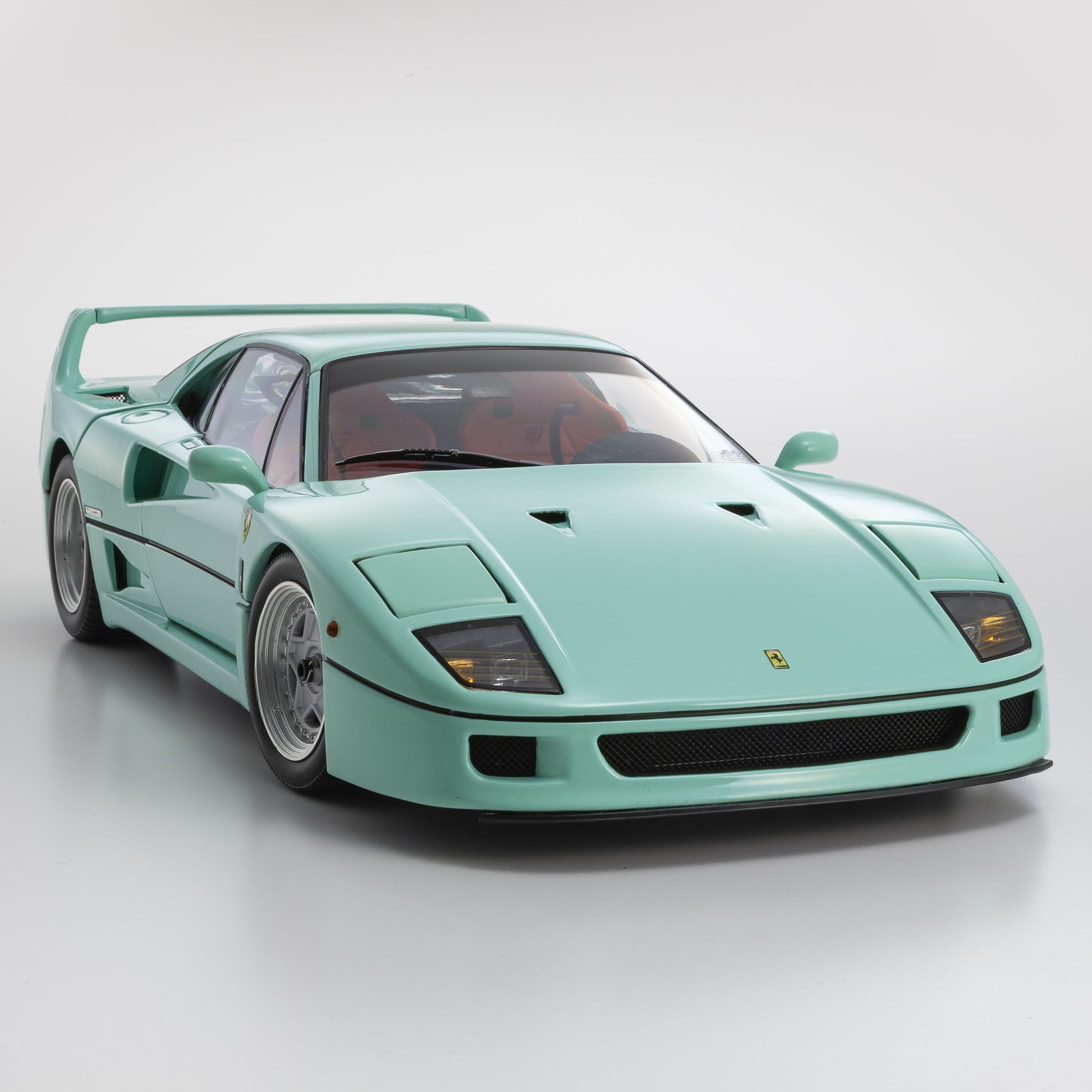 Ferrari F40 1987 Verde Menta 1:18 - 82102