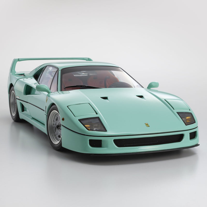 Ferrari F40 1987 Verde Menta 1:18 - 82102