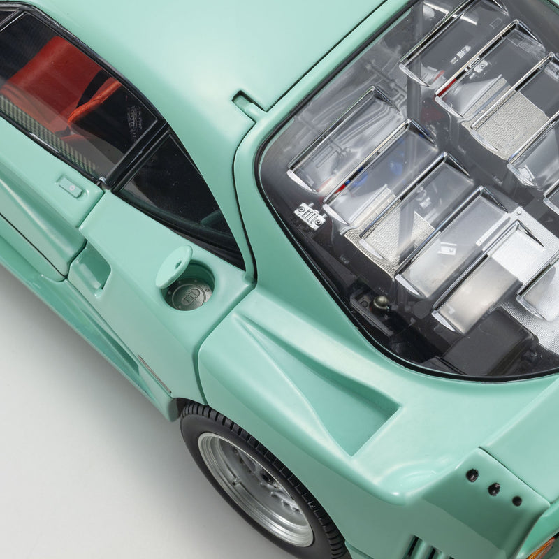 Ferrari F40 1987 Verde Menta 1:18 - 82105