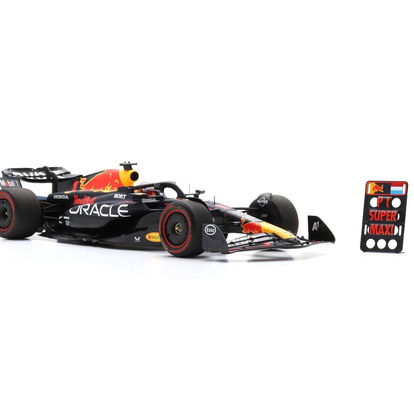 Red Bull Racing RB19 Winner British GP 2023 Max Verstappen with Pit Board 1:18 - 82161