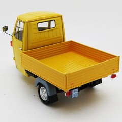 Ape Piaggio P501 Open 1979 Giallo Texas 7210 con vetrina 1:18 - 82295