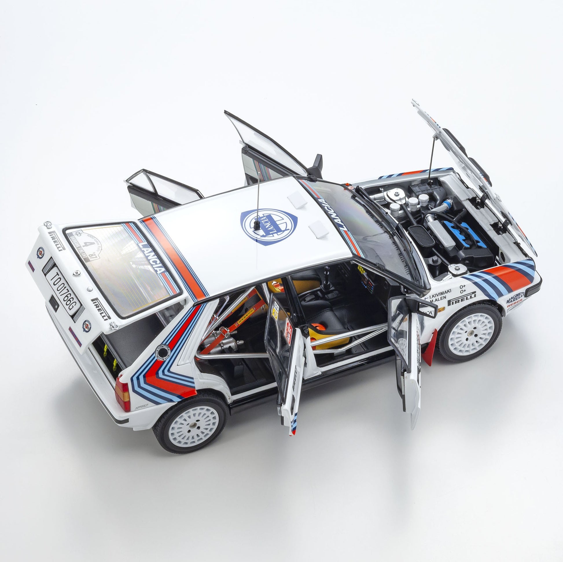 Lancia Delta HF 4WD Winner 37° Rally 1000 Lakes 1987 Martini Racing Markku Alen - Ilkka Kivimaki 1:18 - 82395