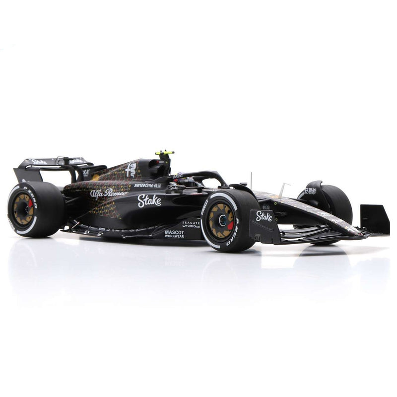 Alfa Romeo F1 Team KICK C43 F1 Las Vegas GP 2023 Zhou Guanyu 1:18 - 82438