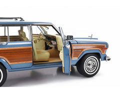 Jeep Grand Wagoner 1989 Light Blue Metallic - Wood 1:18 - 82457
