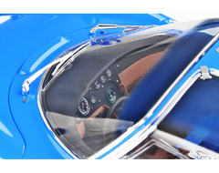 Alfa Romeo 33 Coupè Stradale 1967 D Version Telaio 111 Blu Reale 1:18 - 82640