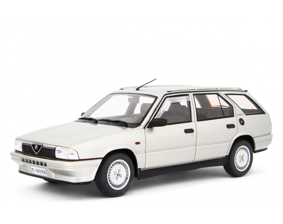 Alfa Romeo Alfa 33 1.7 Sport Wagon Q.V. 1988 Argento 1:18 - 83180
