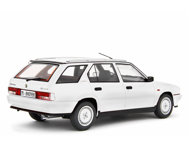 Alfa Romeo Alfa 33 1.7 Sport Wagon Q.V. 1988 Bianco 1:18 - 83199
