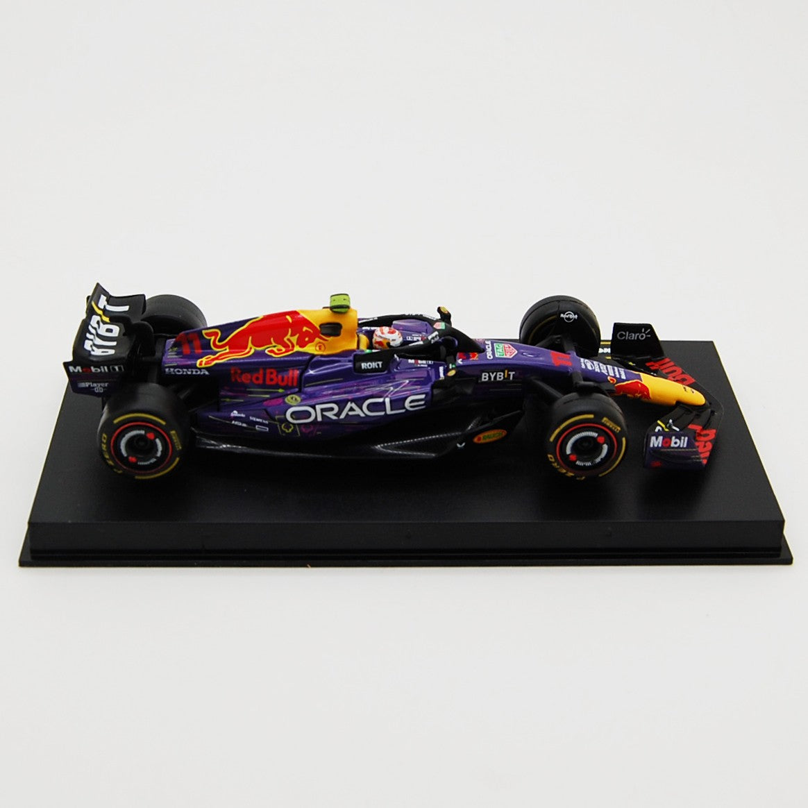 Red Bull Racing RB19 Las Vegas Gp F1 2023 Sergio Perez 1:43 Signature Series - 83365