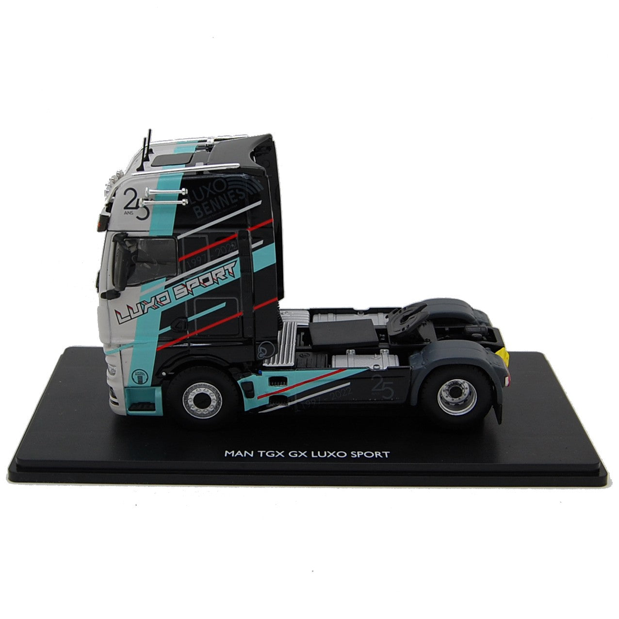 MAN TGX 18.640 GX Tractor 2 assi 2020 Luxo Sport Racing 1:43 - 83573