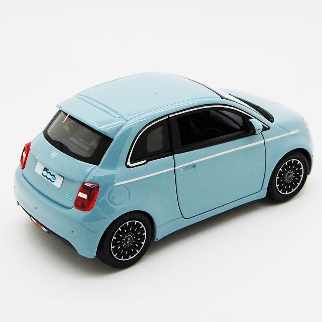 Fiat 500e 2023 Light Blue 1:24 - 83730