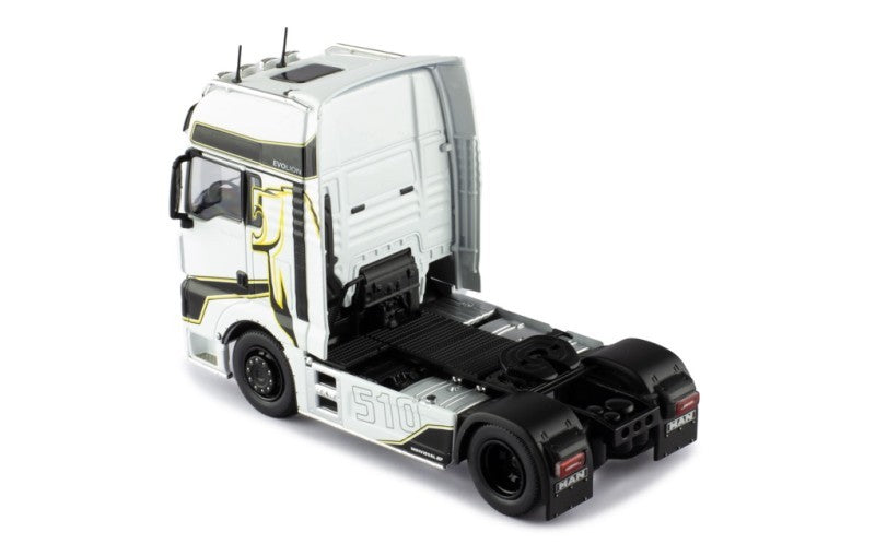 Man TGX XXL 2018 D38 510 White Lion 1:43 - 83877