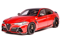 Alfa Romeo Giulia GTA 2021 Rosso Metallizzato 1:18 - 84316
