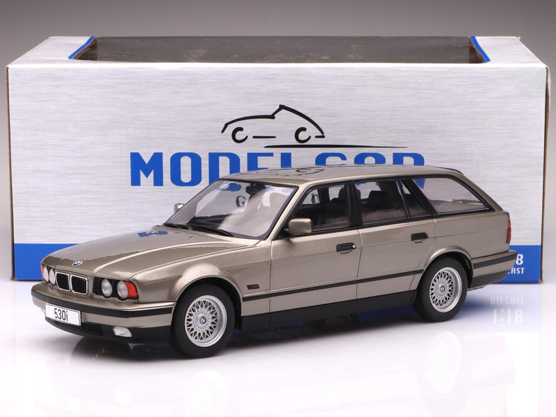 BMW 530i (E34) Touring 1991 Grigio Metallizzato 1:18 - 84520
