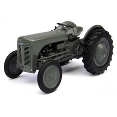 Massey Ferguson TEA-20 (1949) trattore 1:32 - 84533