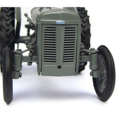 Massey Ferguson TEA-20 (1949) trattore 1:32 - 84536