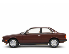 Maserati 2.0 Biturbo 1982-83 Dark Garnet Bordeaux Scuro 1:18 - 84579