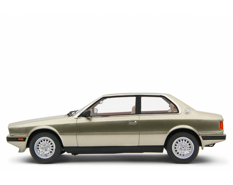 Maserati 2.0 Biturbo 1982-83 Smoky Quartz Metallizzato Argento Medio 1:18 - 84582