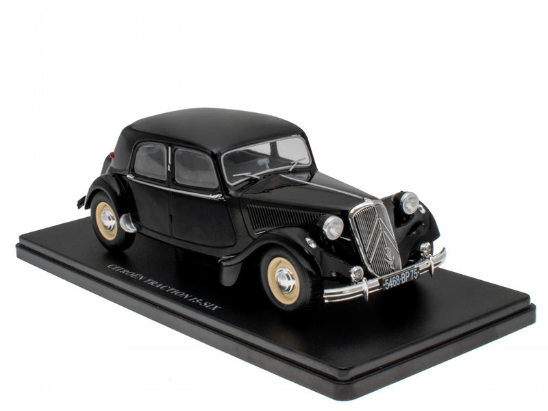 Citroen Traction 15-SIX - Black - 84705