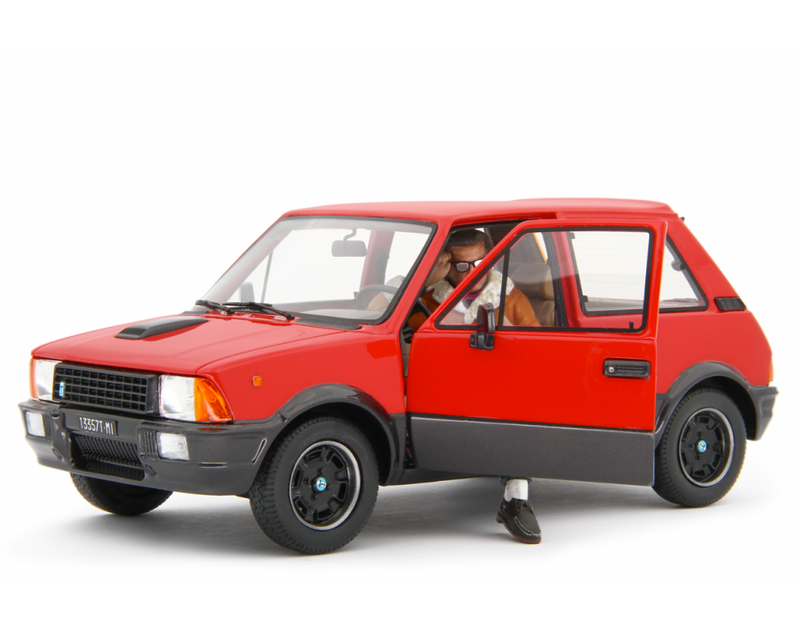Innocenti De Tomaso Turbo 1983 Red Vacanze di Natale con Billo 1:18 - 84788