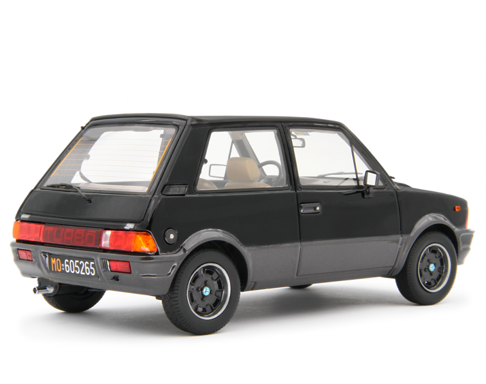 Innocenti De Tomaso Turbo 1983 Nero 1:18 - 84818