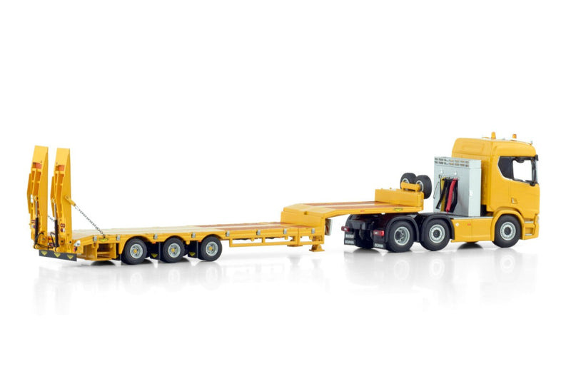 Scania R Normal CR20N 6x2 Twin Steer Semi Low Loader With Ramps 3 axle 1:50 - 85082