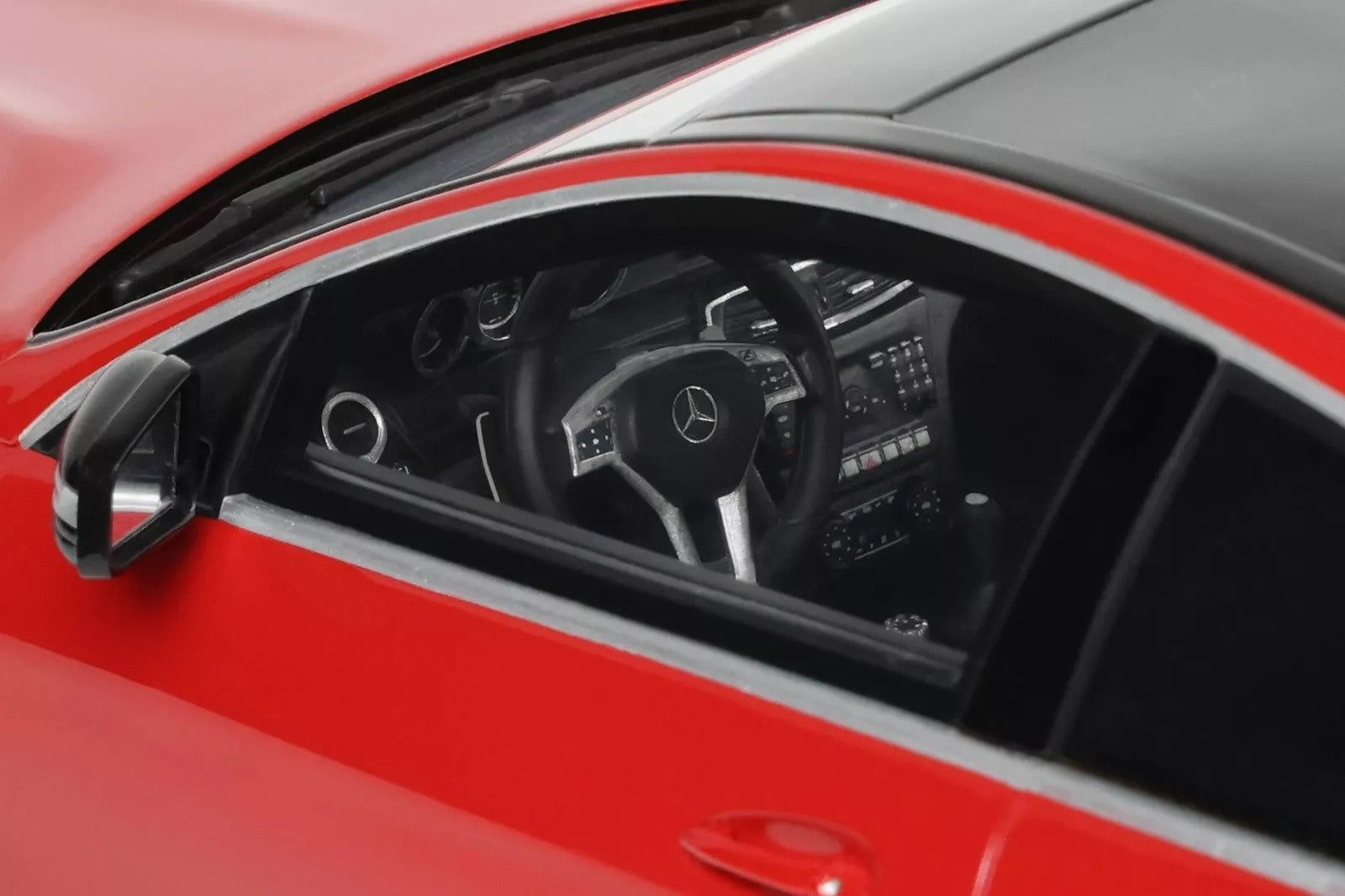 Mercedes-Benz C63 AMG (W204) 2014 Edition 507 Red 1:18 - 85180
