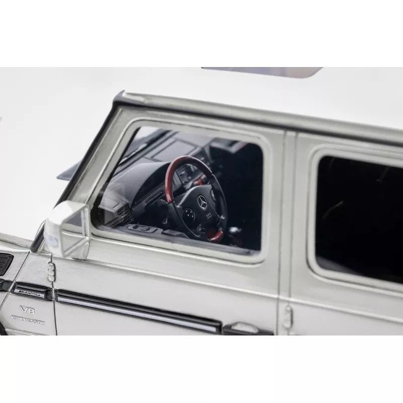 Mercedes-Benz G-Class 55 AMG 2003 Iridium Silver 1:18 - 85251