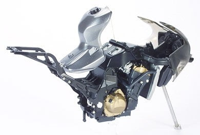 Kawasaki Ninja ZX-12R 1999 Kit Tamiya 1:12 - 85610