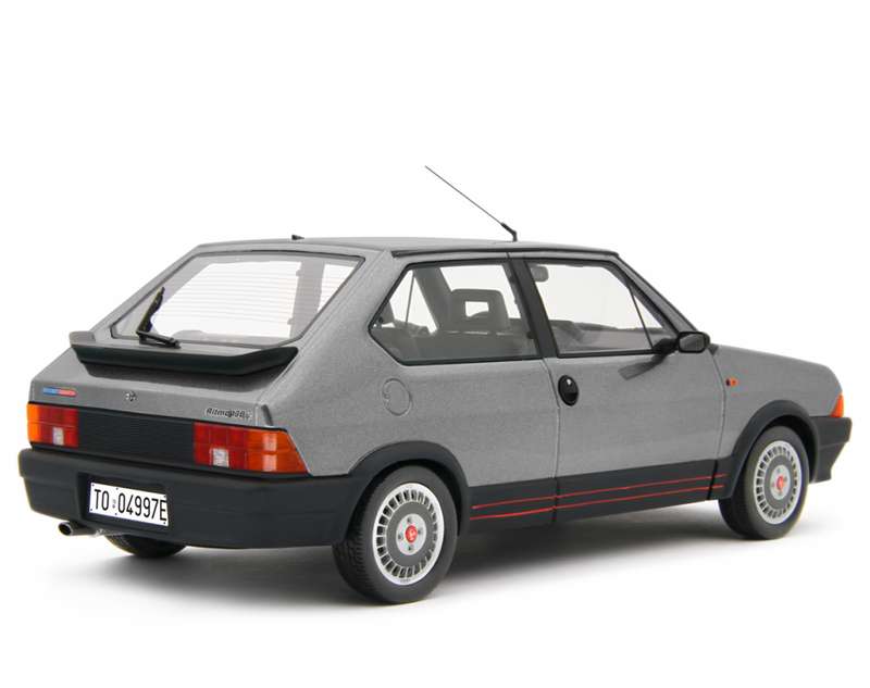 Fiat Ritmo 130 TC Abarth 1985 Grigio Chiaro metallizzato 1:18 - 85951