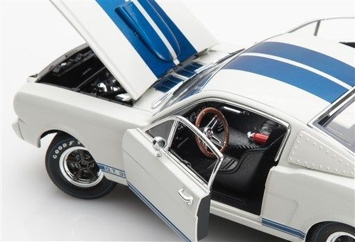 Ford Mustang Shelby GT350R white with 2 blue stripes 1:18 - 85993