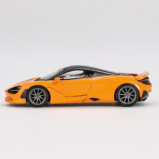 McLaren 750S McLaren Orange 1:64 - 86100