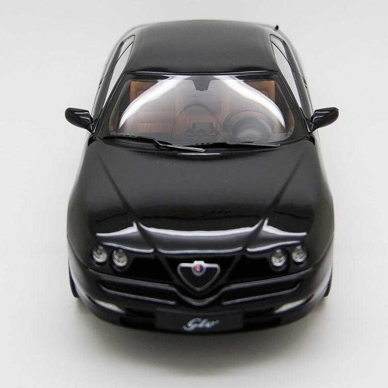 Alfa Romeo GTV 2.0 Twin Spark 1999 Nero 1:18 - 86382