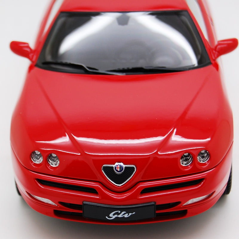 Alfa Romeo GTV 2.0 Twin Spark 1999 Rosso 1:18 - 86393