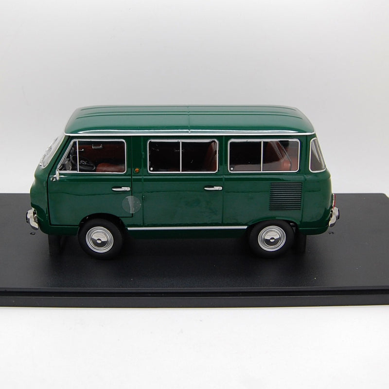 Fiat 850 Familiare Serie 2 1970 Verde Oliva Metallizzato 1:18 - 86546