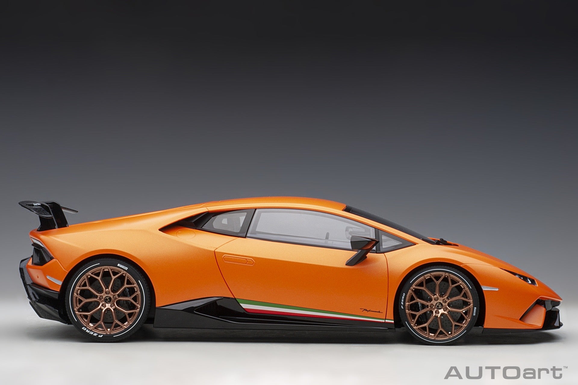 Lamborghini Huracan Performante 2017 Anthaeus Orange 1:12 - 86804