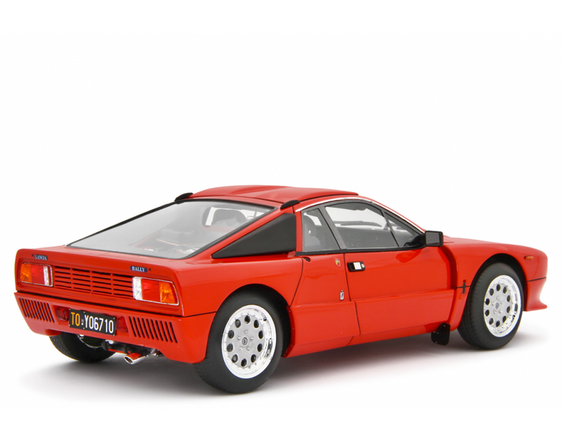 Lancia 037 Rally Stradale 1982 Rosso 1:18 - 86891