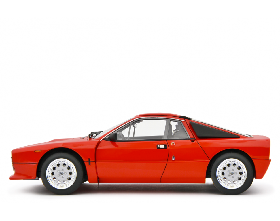 86895