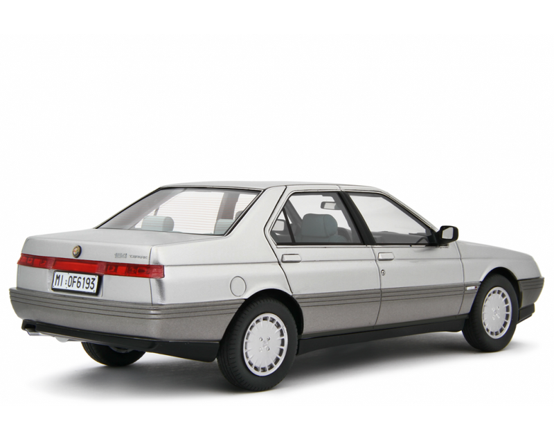 Alfa Romeo 164 2.0 Twin Spark 1987 Grigio metallizzato 1:18 - 86952