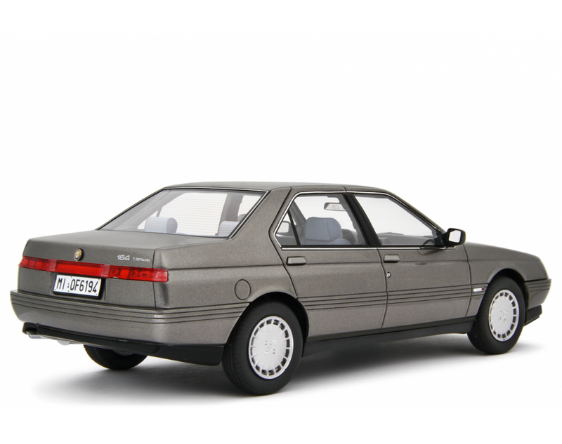 Alfa Romeo 164 2.0 Twin Spark 1987 Grigio Scuro metallizzato 1:18 - 86961