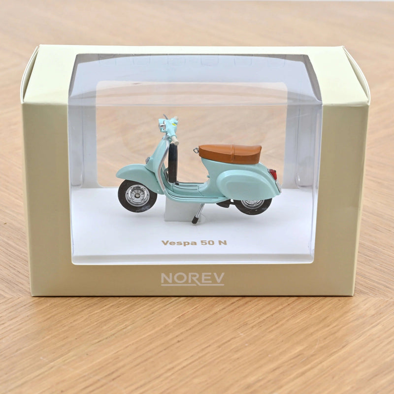 Vespa 50 N 1969 Acqua Marina Blue 1:18 - 87056