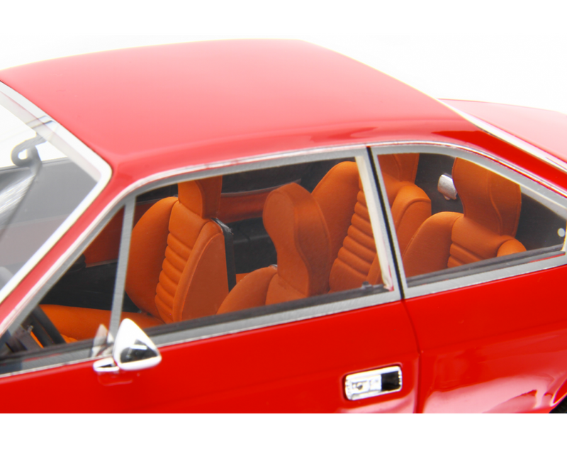 Lancia Beta Coupé 1.6 – 1.8 Rosso Corsa 1973-75 scala 1:18 Laudoracing - 87173