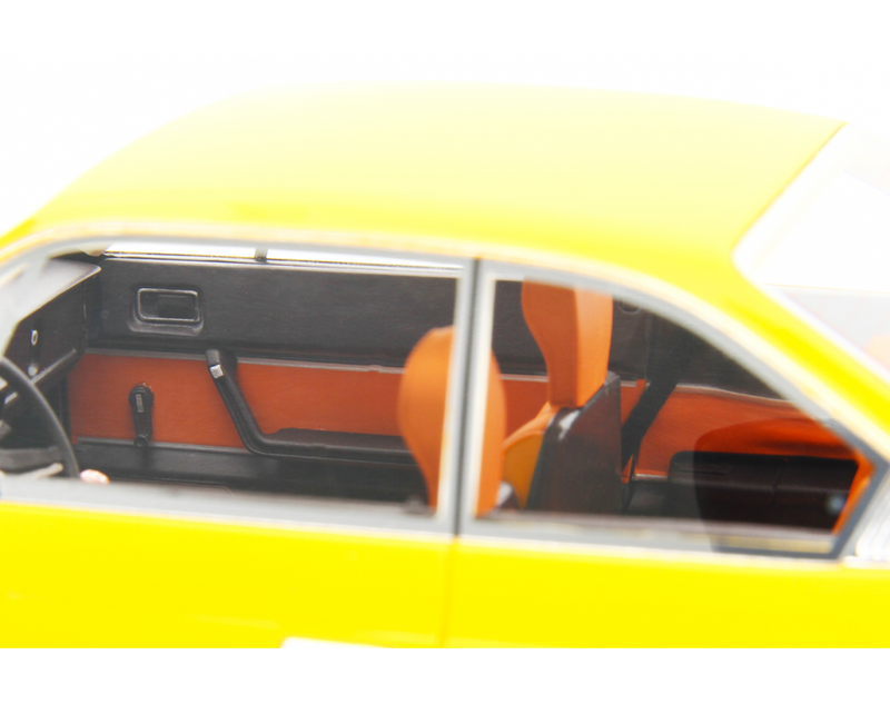 Lancia Beta Coupe 1.6  1.8 Giallo Maya 1973-75 scala 1:18 Laudoracing - 87330