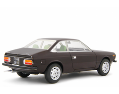 Lancia Beta Coupe 1.6  1.8 Marrone Parioli 1973-75 scala 1:18 Laudoracing - 87356