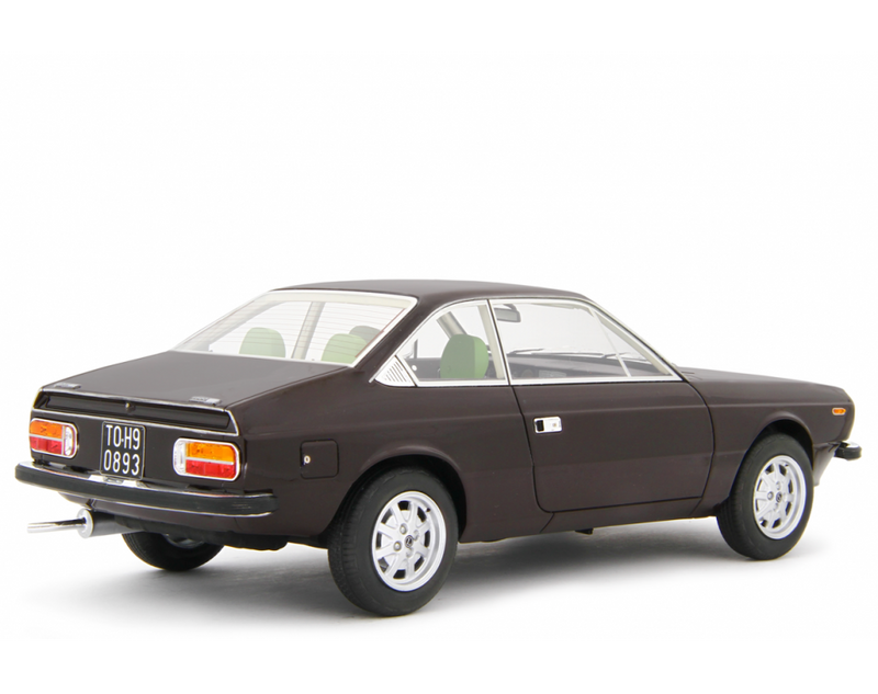 Lancia Beta Coupe 1.6  1.8 Marrone Parioli 1973-75 scala 1:18 Laudoracing - 87356