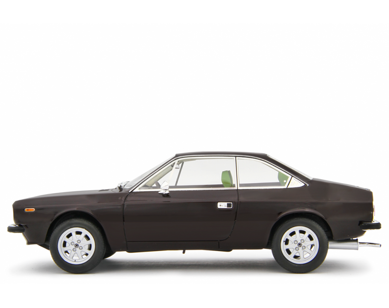 Lancia Beta Coupe 1.6  1.8 Marrone Parioli 1973-75 scala 1:18 Laudoracing - 87357