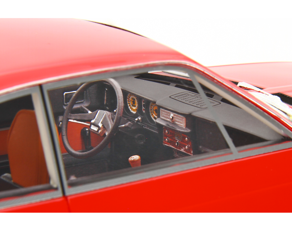 Lancia Beta Coupe 1.6  1.8 Grigio Metallizzato 1973-75 scala 1:18 Laudoracing - 87399